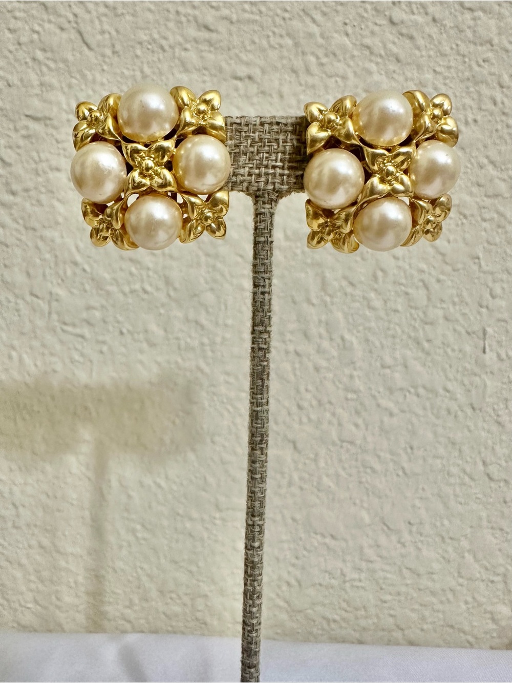 Vintage Gold Plated Pearl Cluster Clip-On Earrings